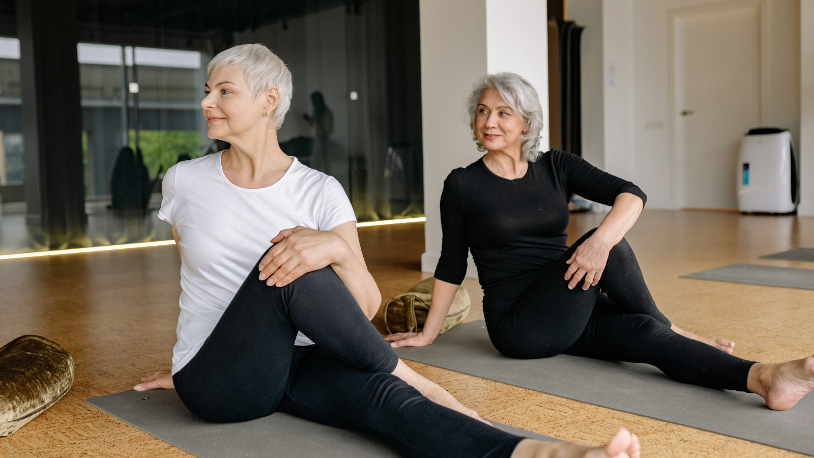 Seniorinnen Yoga – Yogakurs in Fellbach bei Shivoham Yoga